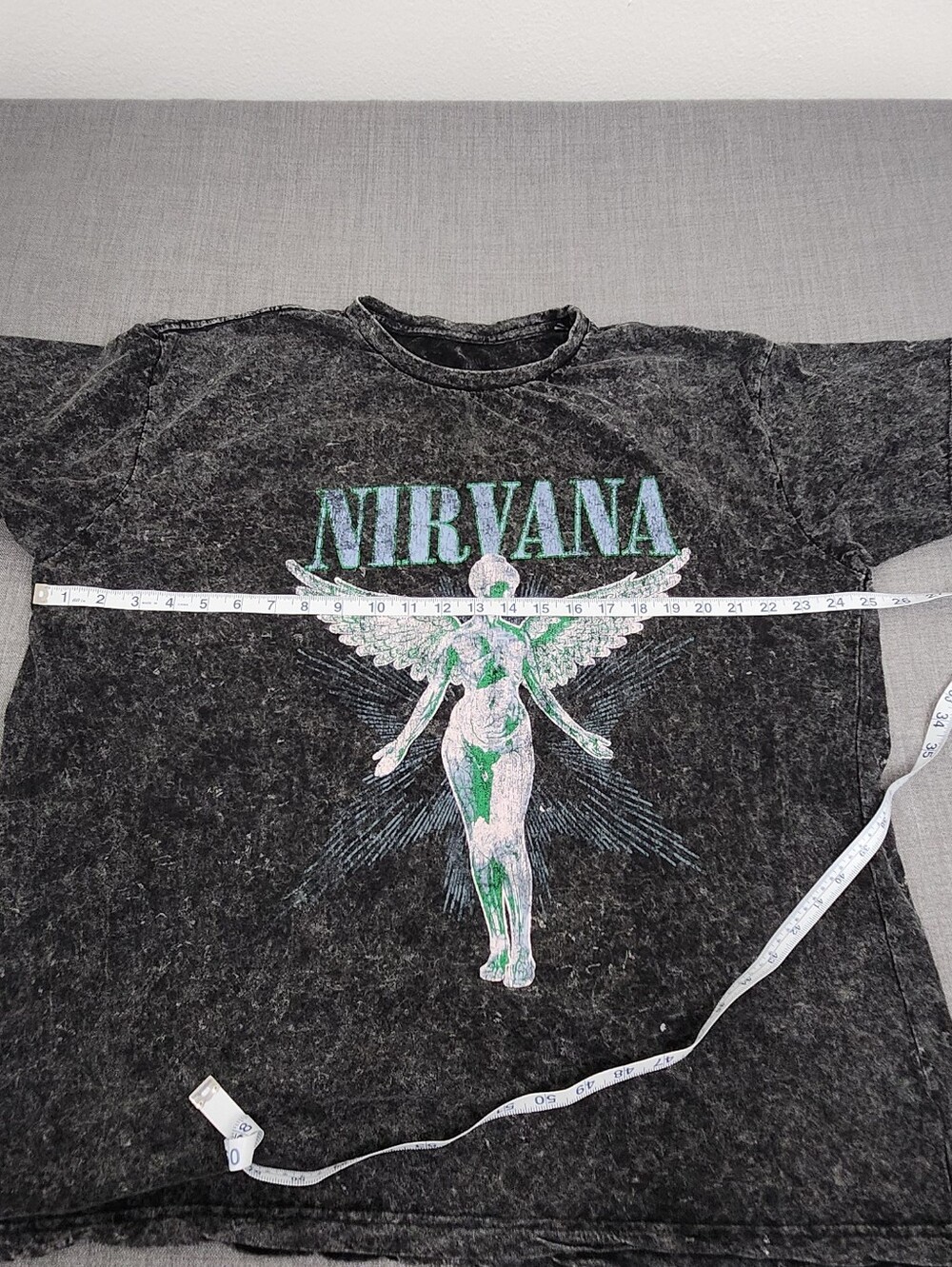 Nirvana Retro Concert Black Mineral Wash 100% Cotton Tee. XL - Picture 7 of 8